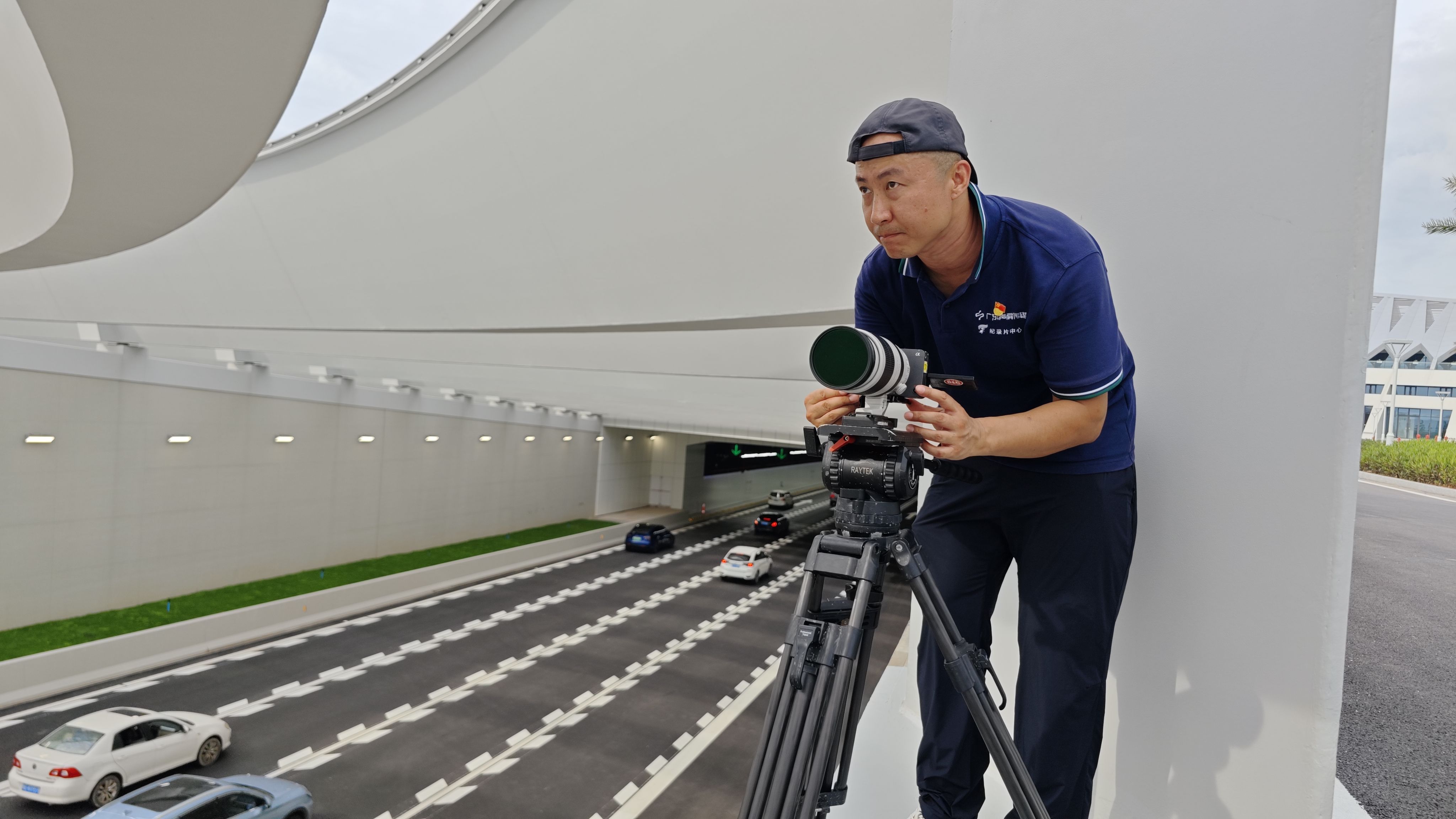 慢热型灵媒事务所